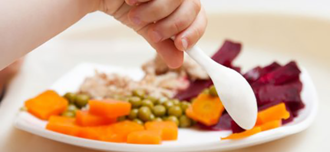 bambini verdure aspetta che abbiano fame