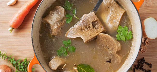 cibi antinfiammatori brodo di ossa