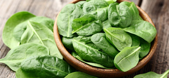 Alimenti che aiutano a migliorare il sesso spinaci