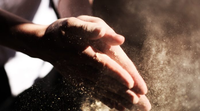 Polvere in casa: cause e rimedi per prevenirne la formazione Polvere