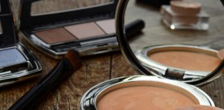 Macchie di fondotinta