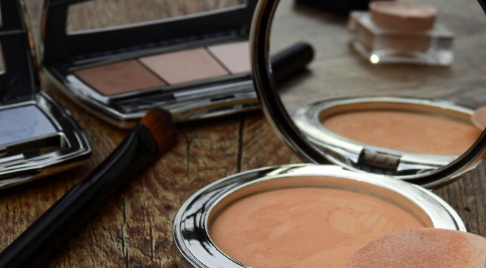 Macchie di fondotinta