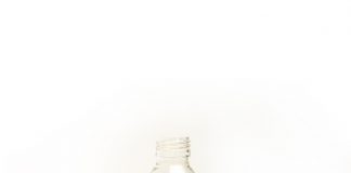 Olio di mandorla per la pelle