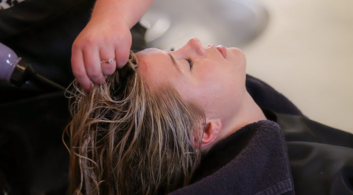 Rimedi naturali per contrastare la forfora