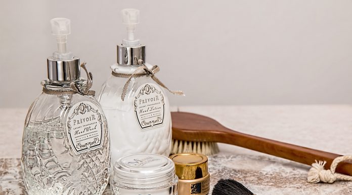 Latte detergente naturale fai da te