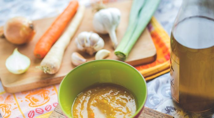 Olio essenziale di carota per la bellezza: proprietà e benefici del prodotto Olio essenziale di carota per la bellezza