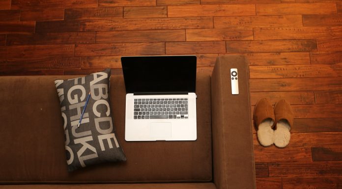 Pulire il parquet con rimedi naturali? Ecco quali! come-eliminare-macchie-dal-parquet