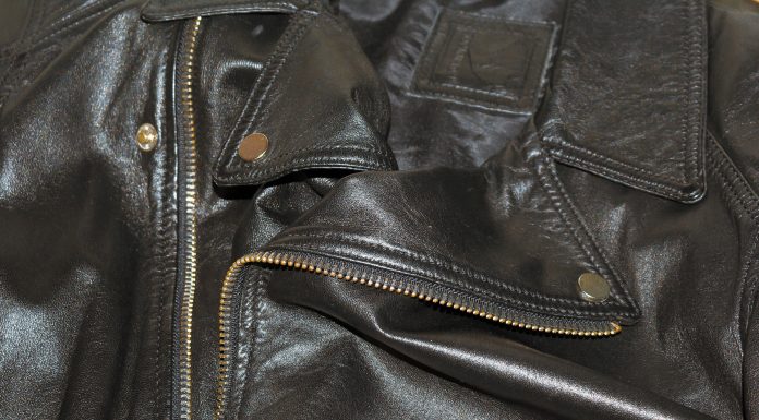 Pulire vestiti pelle