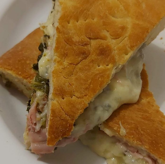 Focaccia pugliese friggitrice aria