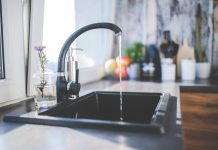 Come risparmiare acqua in casa: 10 consigli da seguire